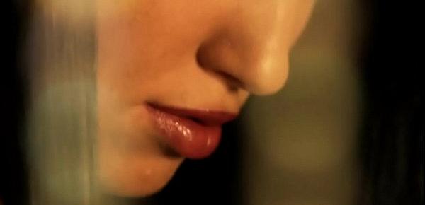 Sensual Babe From Bollywood